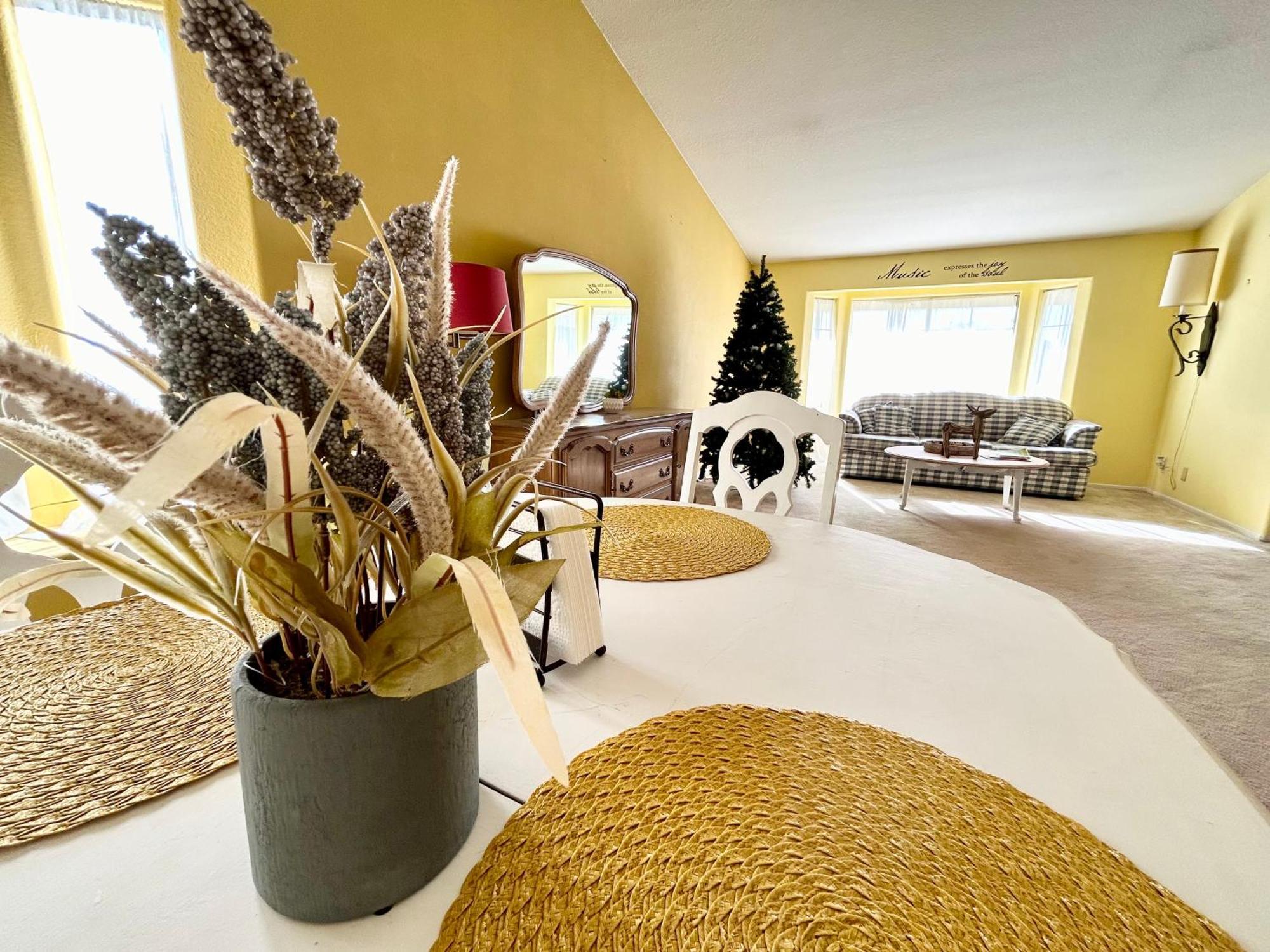 Vineyard Vista Suite With Tv And Private Bathroom Hemet Buitenkant foto